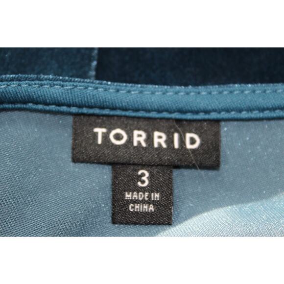 Torrid 3X Teal Velvet Dress V-Neck Cutout Back 3/4 Sleeve - Picture 6 of 10